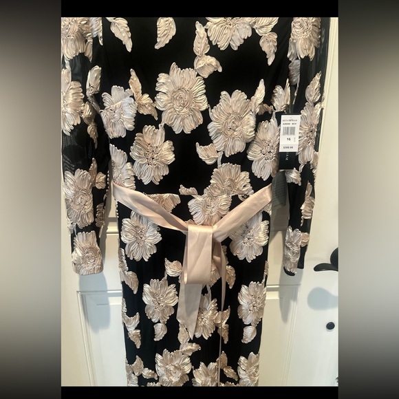 Betsy & Adam Black Dress with Champagne Floral Appliqué - Picture 3 of 8